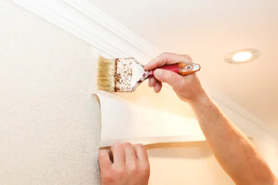 Pose de papier peint à Corbel — revêtements muraux et toiles de verre